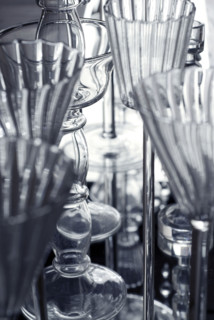 Repas de Noël en strass, idée déco : verres en cristal