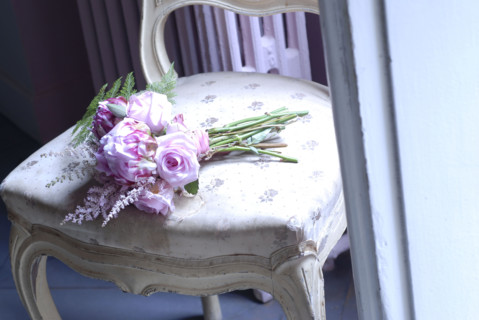 Repas en rose et vert : bouquet de roses