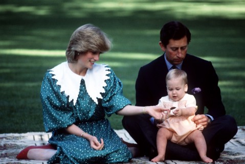 Le Prince Charles, la Princesse Diana et leur fils William, 1983