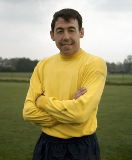 Le footballeur anglais, Gordon Banks s'entraînant à Roehampton
