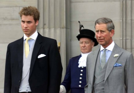 Le prince Charles et le prince William assistant à une garden party avec Camilla Parker Bowles à L'Holyrood House à Edinburgh