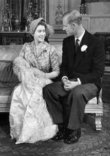 Portrait de la reine Elisabeth II avec le prince Philip et la princesse Anne