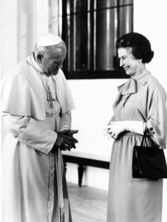 Le pape Jean-Paul II en visite officielle en Grande-Bretagne
