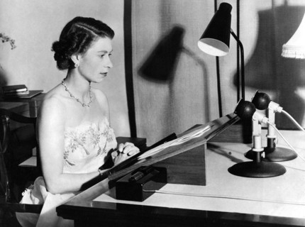 La reine Elisabeth II lors de son allocution du 25 décembre 1953