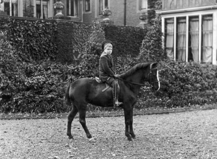 Portrait du jeune prince de Galles à cheval