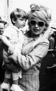 Jayne Mansfield et son fils Antonio