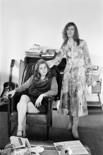David Bowie et sa femme Angie, Haddon Hall, 1971