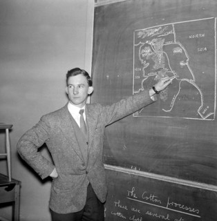 Warren Bradley