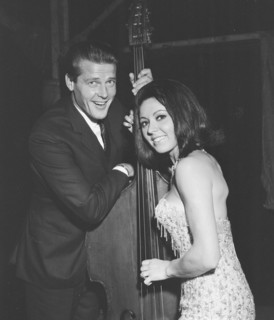 Roger Moore et Susan Maughan