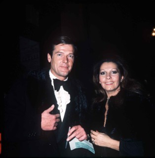 Roger Moore et sa femme Luisa Mattioli