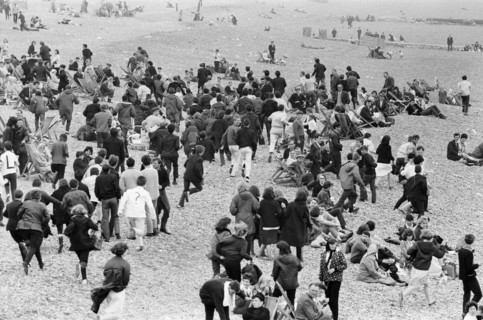 Mods vs Rockers