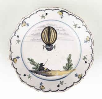Assiette avec décor de ballon
