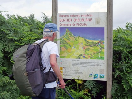 Along the hiking trail 34 in Brittany