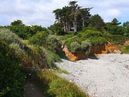 Along the hiking trail 34 in Brittany