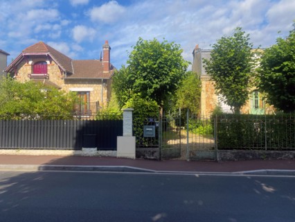 France - Immobilier - Banlieue