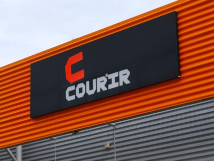 France - Suburb - Shopping area