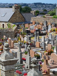 Cimetière de l'église de Louannec