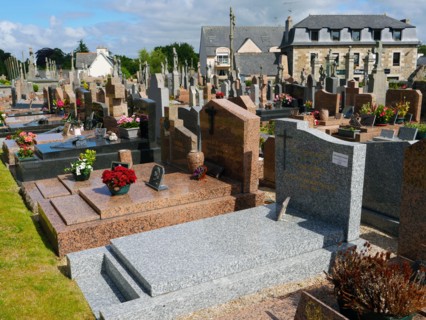 Cimetière de l'église de Louannec