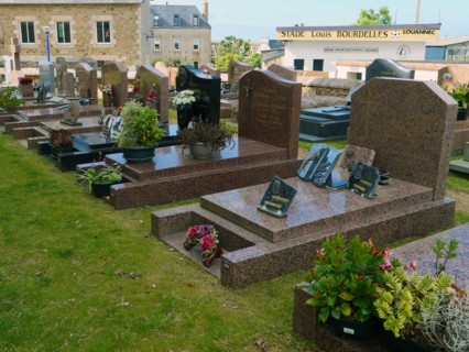 Cimetière de l'église de Louannec