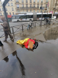 Paris - Poverty
