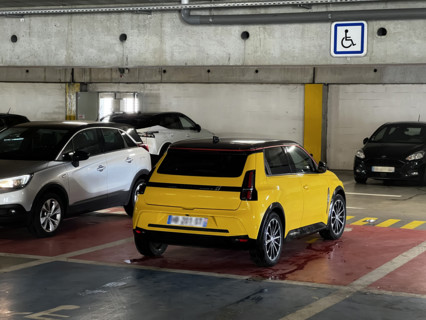 FRANCE - CIRCULATION - PARKING