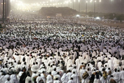 Pèlerins en route pour le Mont Arafat, février 2003