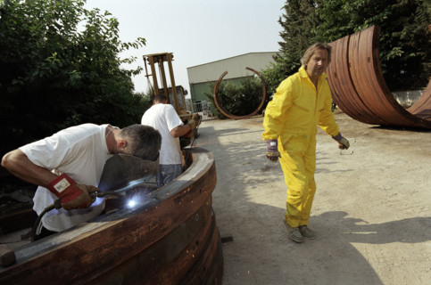 Le sculpteur Bernar Venet, août 2003