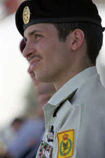 Intégration des officiers en présence du roi Abdallah II de Jordanie, juillet 2004