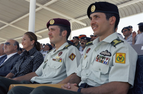 Intégration des officiers en présence du roi Abdallah II de Jordanie, juillet 2004
