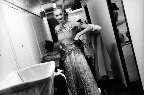 Le Lido de Paris: A one year of Bonheur