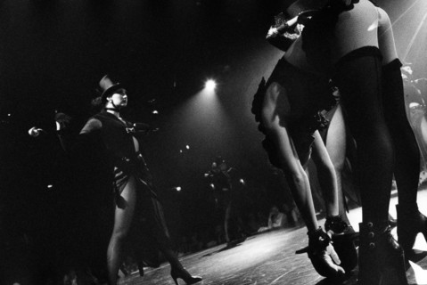 Le Lido de Paris: A one year of Bonheur