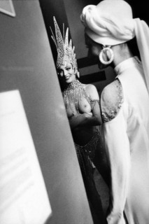 Le Lido de Paris: A one year of Bonheur