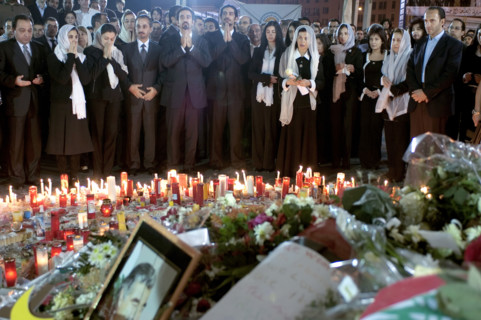 Rassemblements une semaine après l'assassinat de Rafiq Hariri, février 2005