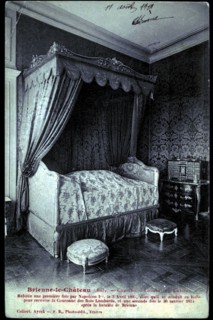 Brienne le château : Chambre à coucher du château.