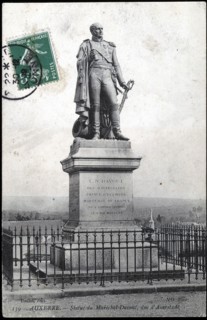Statue du maréchal Davout, duc d'Auerstadt, à Auxerre