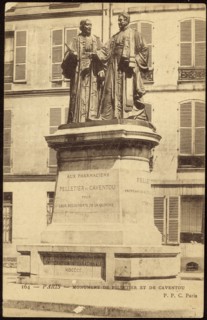 Statues de Joseph Pelletier et de Jean-Baptiste Caventou à Paris.