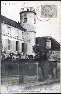 Tour Napoléon 1er à Charly.