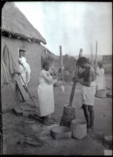 Rice grinders, Madagascar