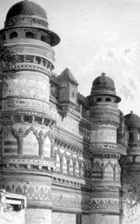 Façade latérale du palais du roi Pal, dans la forteresse de Gwaliorv
