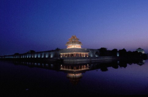 Le Palais impérial, la Cité Interdite à Beijing/Pékin, 
vue de nuit