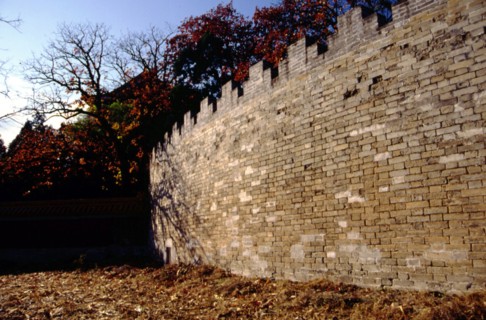 Tombeaux des Ming, Xianling (Tombe de Renzong/Ren-tsung)