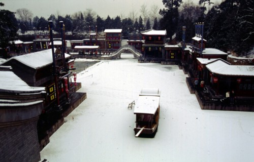 Le Palais d'Eté sous la neige, la rue Suzhou
