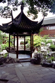 Pavillon dans le jardin Yu
