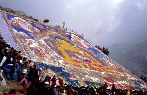 Le rouleau de Bouddha déroulé au soleil, monastère de Drepung