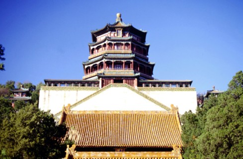 Le Palais d'Eté, tour de l'encens bouddhiste
