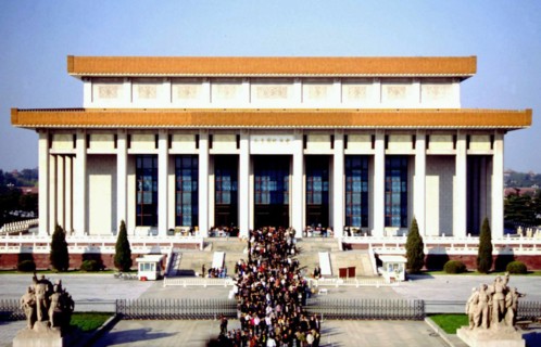 Memorial du président Mao Zedong sur la place Tian'anmen ("place de la Paix Céleste")