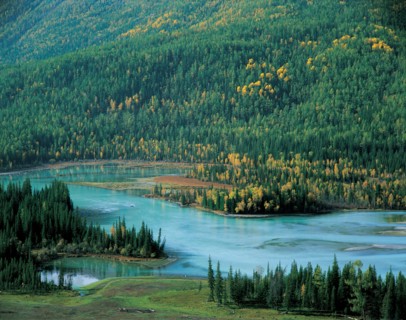 Le Lac HaNaSi, province de Sinkiang, Chine