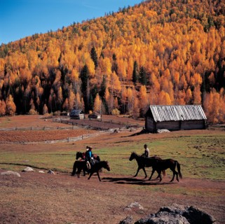 Tribu Tuwa, Comté Burqin, province du Xinjiang, Chine