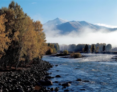 Rivière Hemu, Comté Burqin, province du Xinjiang, Chine