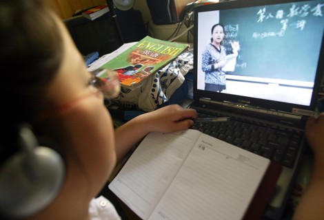 Pneumonie atypique en Chine. L'école à domicile.